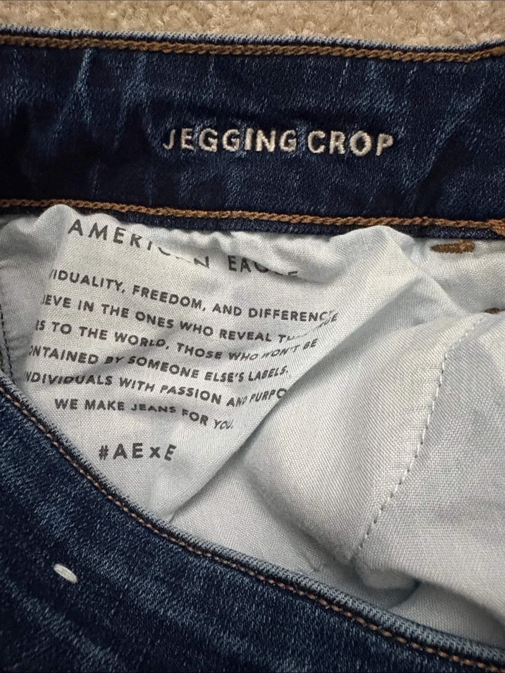 American Eagle Jegging Crop Jeans - Picture 4 of 5